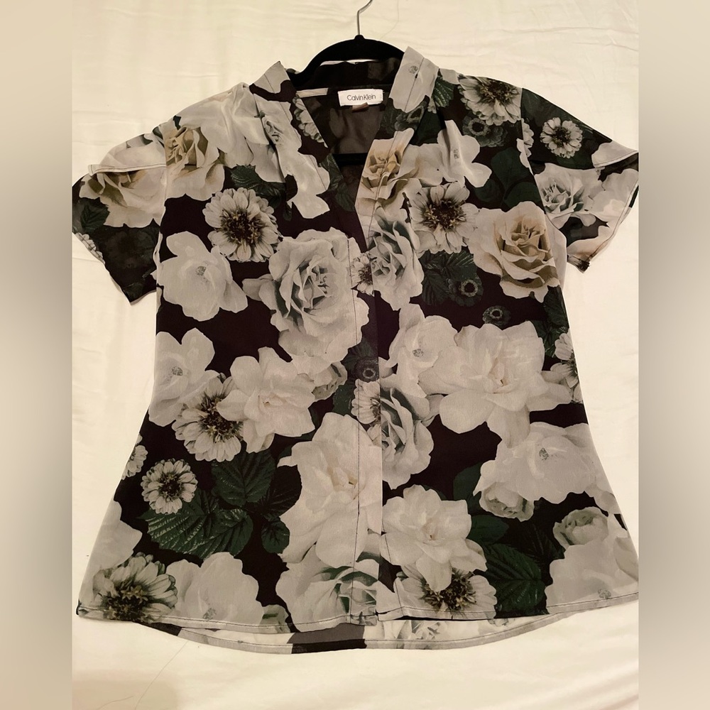 XS Calvin Klein blouse